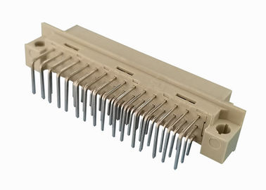 Pin femminile 48P 500V AC/Minute del connettore 3X16 dell'intestazione di BACCANO 41612 tripli di fila