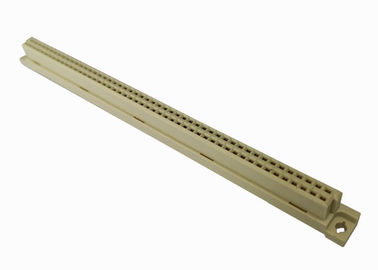 Il Pin diritto due del connettore 2x50 di BACCANO 41612 rema l'incavo dell'europeo da 180 gradi