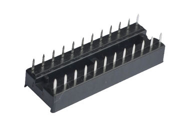 Incavo diritto 2.54mm del circuito integrato del foro quadrato 24 connettori di Pin